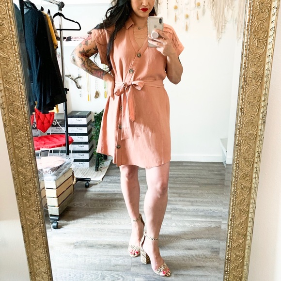 LIMITED QTY: Sizes 5.5 & 6 🚨✨ Cheetah Block Heels - Picture 5 of 8